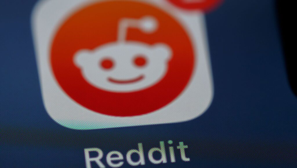 Reddit App Image to illustrate the opportunity of using this platform for research in your YouTube Content Strategy